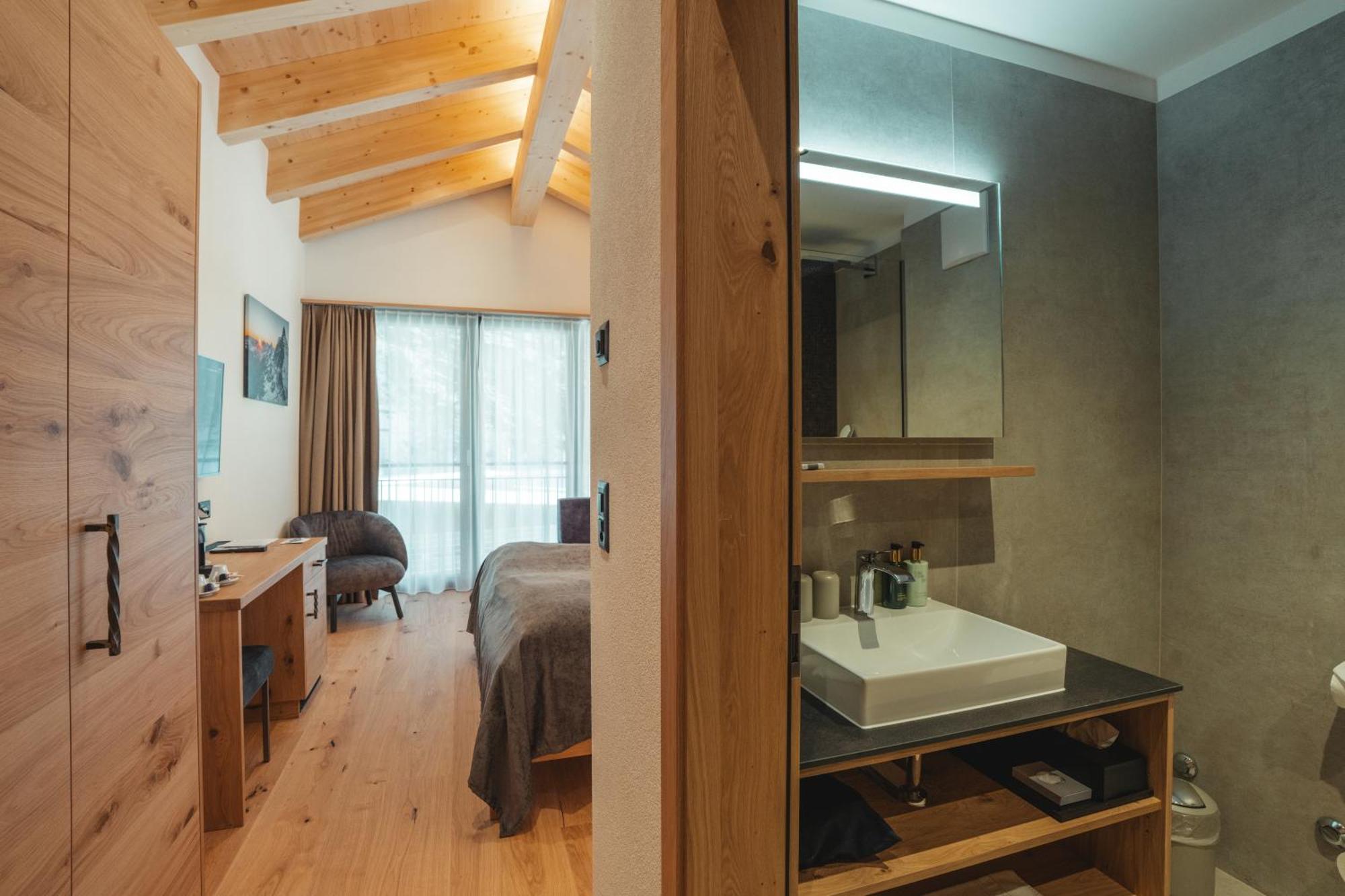 Hotel Porta Cervino Täsch Eksteriør billede