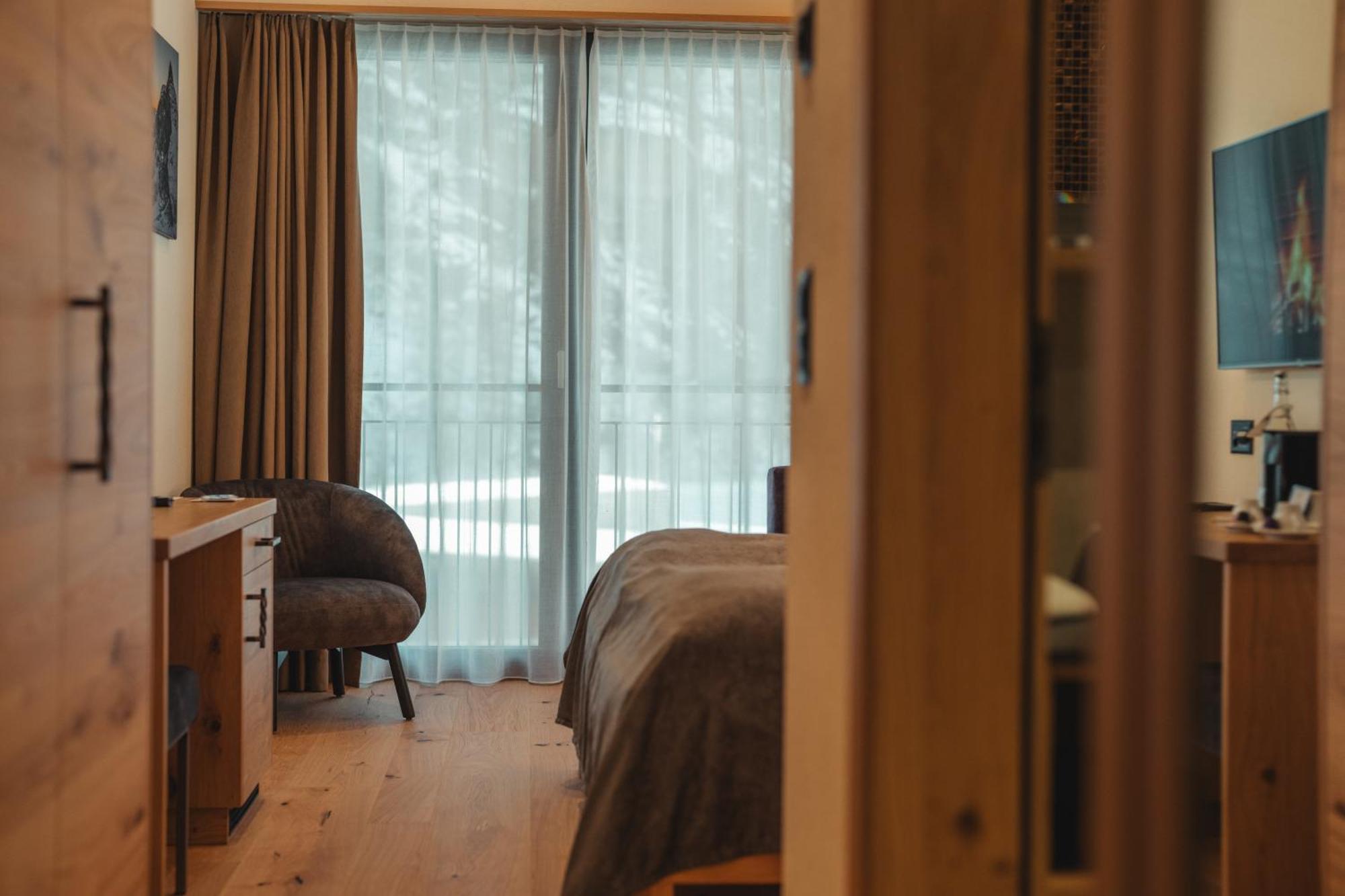 Hotel Porta Cervino Täsch Eksteriør billede