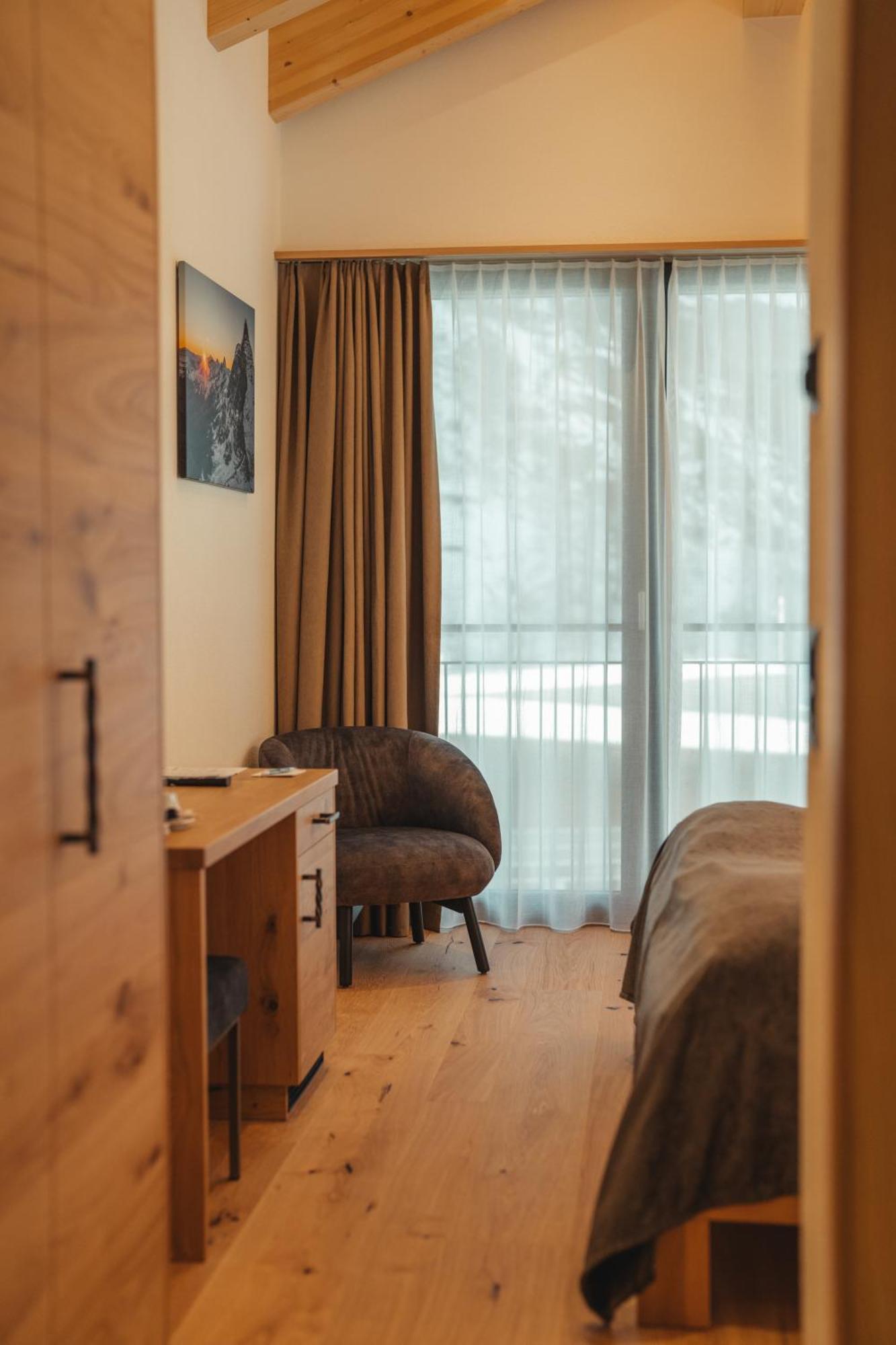 Hotel Porta Cervino Täsch Eksteriør billede